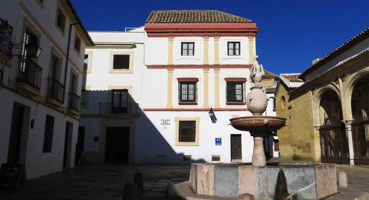 Apartamentos Plaza قرطبة