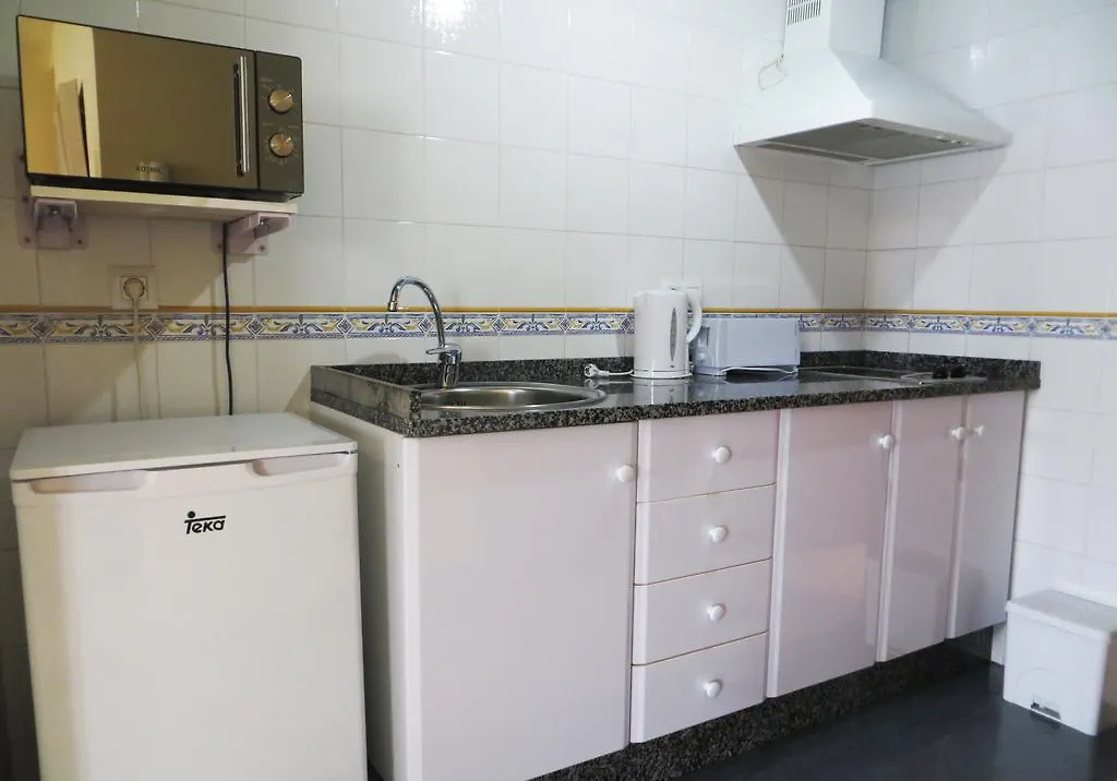 شقة Apartamentos Plaza قرطبة
