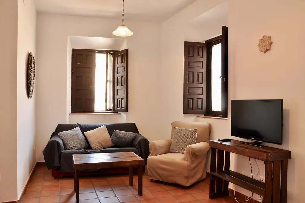 Apartamentos Plaza قرطبة
